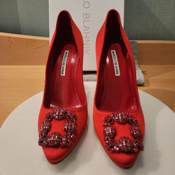 Manolo Blahnik Shoes - 💯Authentic Manolo Blahnik HANGISI Red Satin Jewel Buckle Pumps